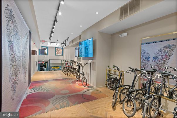 Fitness Equipment, Interior, Recessed Lighting