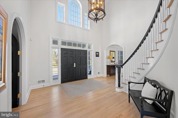 Chandelier, Interior, Wood Texture Flooring