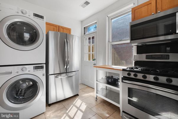 Interior, Kitchen, Stainless Steel Appliances, Washer