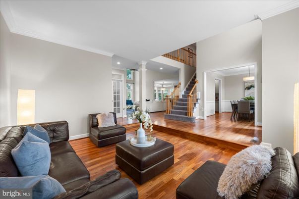 Dining room, Interior, Living room, Recessed Lighting, Wood Texture Flooring