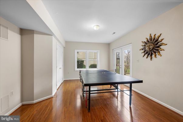 Game Room, Interior, Wood Texture Flooring