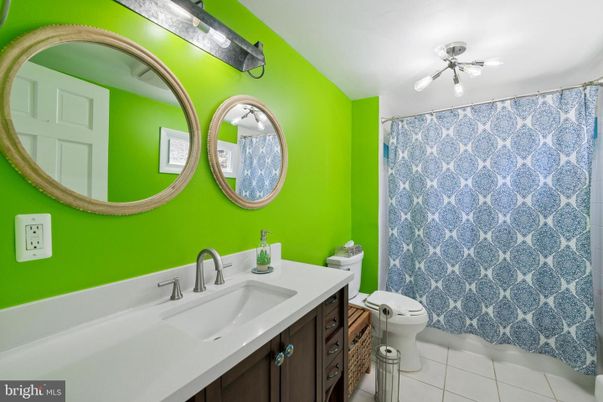 Bathroom, Interior