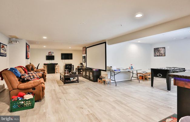 Game Room, Interior, Living room, Recessed Lighting, Wood Texture Flooring