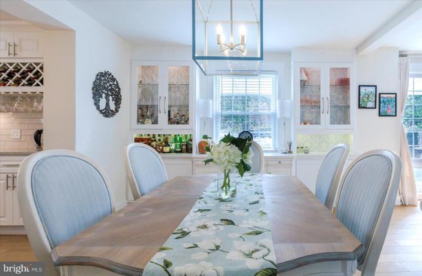 Dining room, Interior, Pendant Lights
