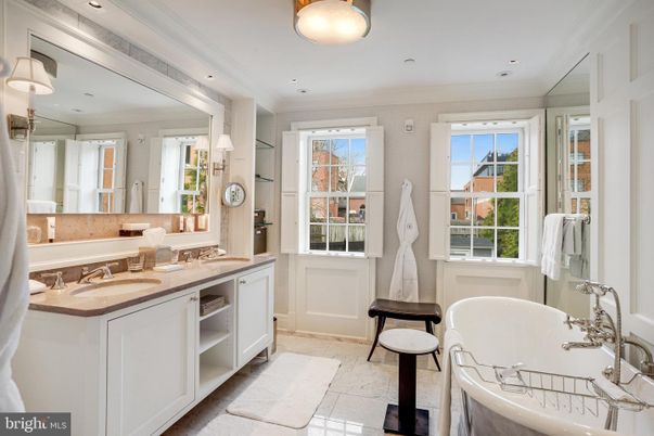 Bathroom, Dual Sink Vanities, Free Standing Baths, Interior, Recessed Lighting