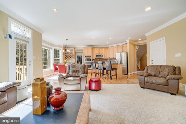 Dining room, Interior, Kitchen, Living room, Pendant Lights, Recessed Lighting, Stainless Steel Appliances, Wood Texture Flooring