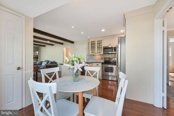 Dining room, Interior, Kitchen, Recessed Lighting, Stainless Steel Appliances, Wooden Beams, Wood Texture Flooring