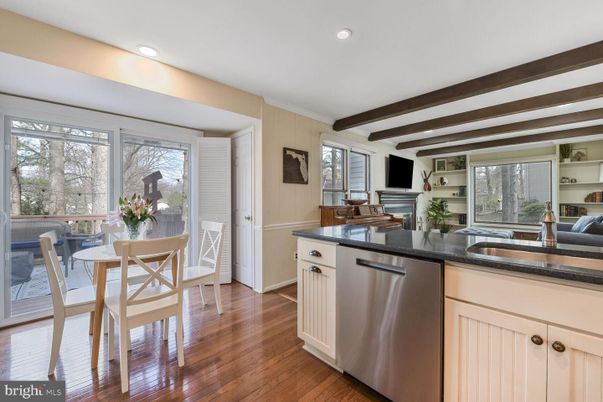 Dining room, Interior, Kitchen, Recessed Lighting, Stainless Steel Appliances, Wooden Beams, Wood Texture Flooring