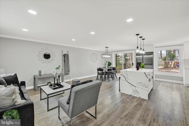 Dining room, Interior, Kitchen, Living room, Pendant Lights, Recessed Lighting, Wood Texture Flooring