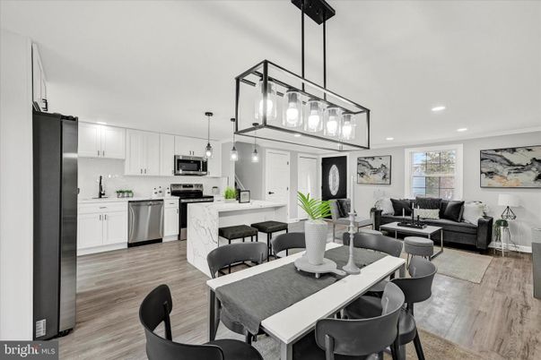 Dining room, Interior, Kitchen, Living room, Pendant Lights, Recessed Lighting, Stainless Steel Appliances, Wood Texture Flooring