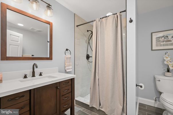 Bathroom, Interior, Recessed Lighting, Wood Texture Flooring