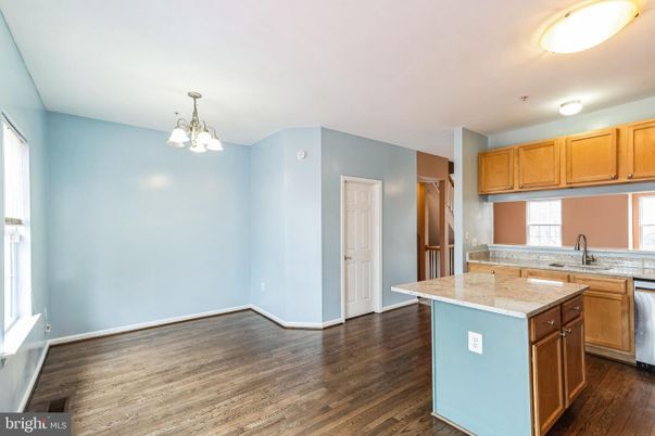 Chandelier, Interior, Kitchen, Wood Texture Flooring