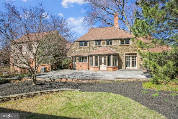 Backyard, Exterior, Facade, Brick Facade, Georgian