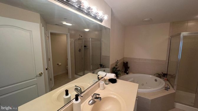 Bathroom, Dual Sink Vanities, Glass Shower, Interior