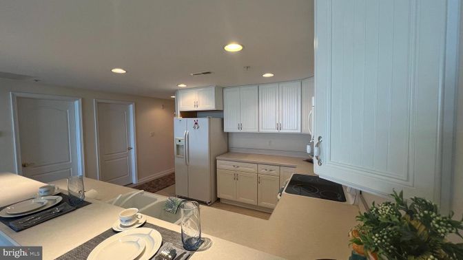 Interior, Kitchen, Recessed Lighting