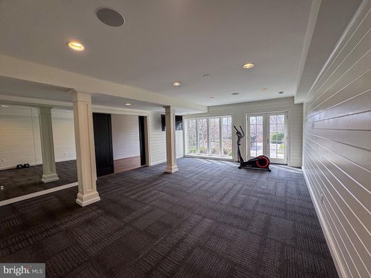 Fitness Equipment, Interior, Recessed Lighting
