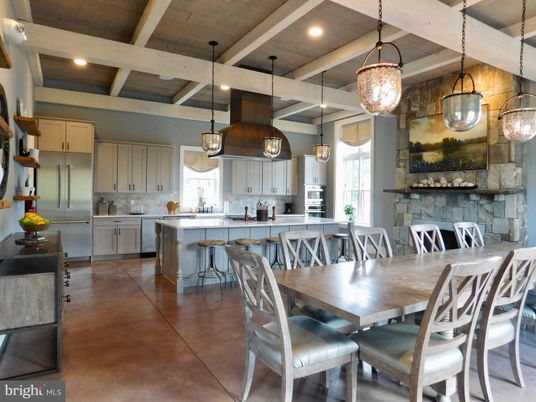 Dining room, Interior, Kitchen, Pendant Lights, Recessed Lighting, Stainless Steel Appliances, Wooden Beams, Wooden Ceilings