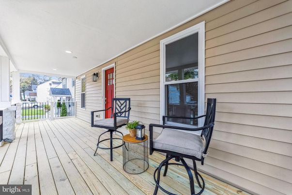 Exterior, Recessed Lighting
