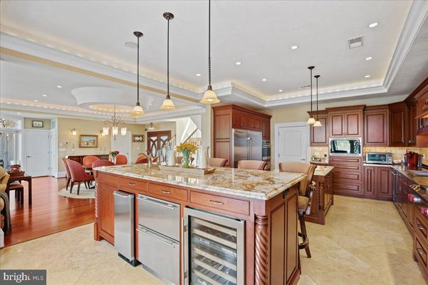 Dining room, Interior, Kitchen, Living room, Pendant Lights, Recessed Lighting, Stainless Steel Appliances, Wood Texture Flooring