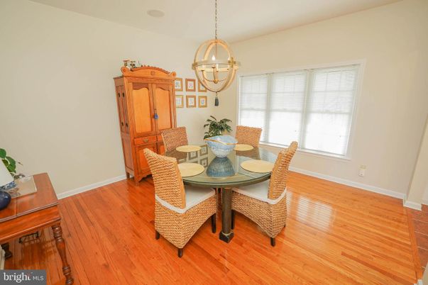 Chandelier, Dining room, Interior, Pendant Lights, Wood Texture Flooring