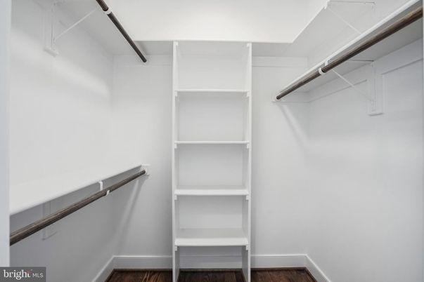 Interior, Walk-in Closets, Wood Texture Flooring