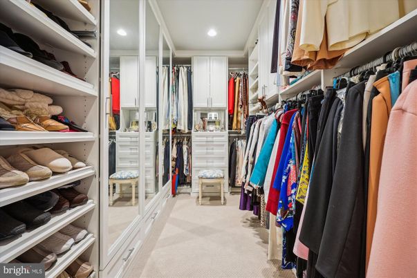 Interior, Recessed Lighting, Walk-in Closets