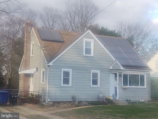 Exterior, Facade, Solar Panels, Cape Cod