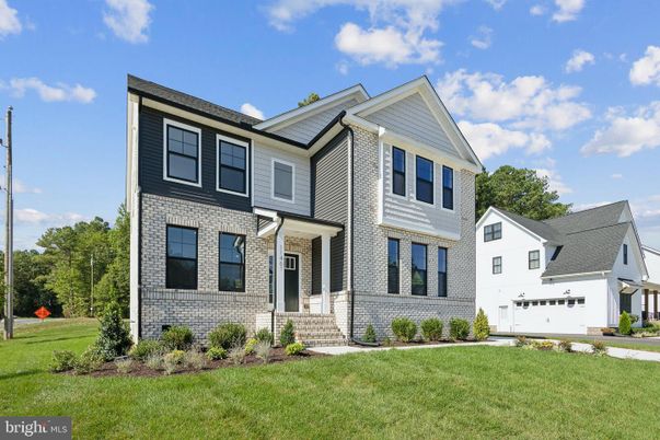 Attached, Exterior, Facade, Brick Facade, Farmhouse