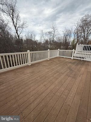 Exterior, Wood Texture Flooring