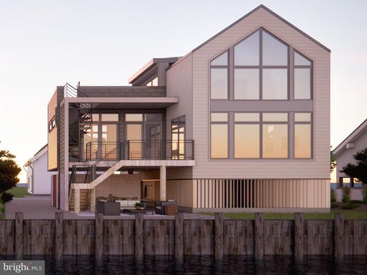 Exterior, Facade, Modern