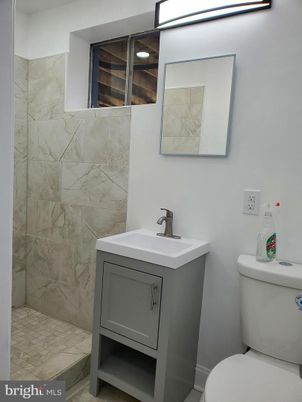 Bathroom, Interior, Marble Walls