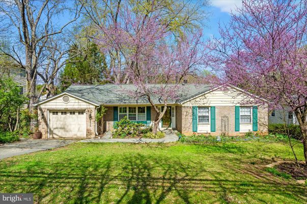 Attached, Exterior, Facade, Brick Facade, Ranch