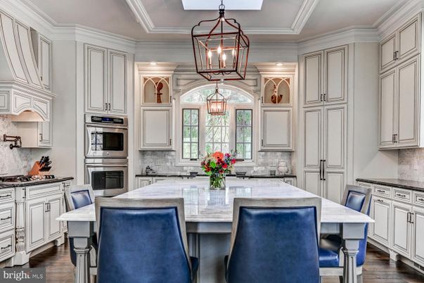 Chandelier, Interior, Kitchen, Pendant Lights, Recessed Lighting, Stainless Steel Appliances, Wood Texture Flooring