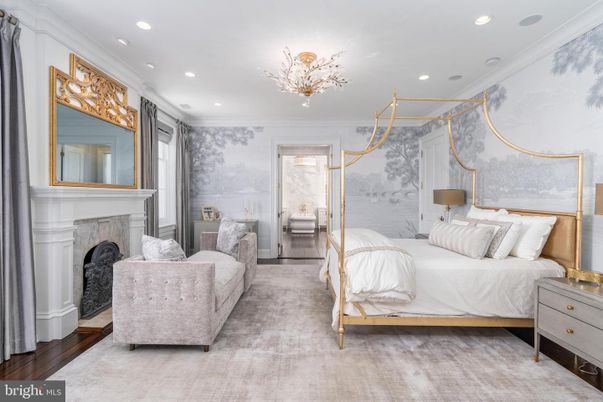 Bedroom, Fireplace, Interior, Recessed Lighting, Wood Texture Flooring