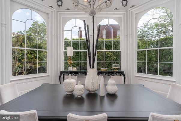 Chandelier, Dining room, Interior