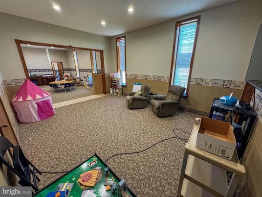 Dining room, Interior, Living room, Recessed Lighting