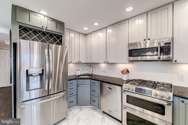 Interior, Kitchen, Marble, Recessed Lighting, Stainless Steel Appliances