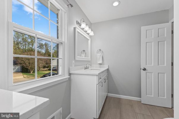 Bathroom, Interior, Recessed Lighting, Wood Texture Flooring