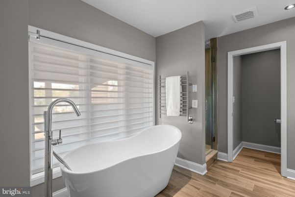 Bathroom, Free Standing Baths, Interior, Recessed Lighting, Wood Texture Flooring