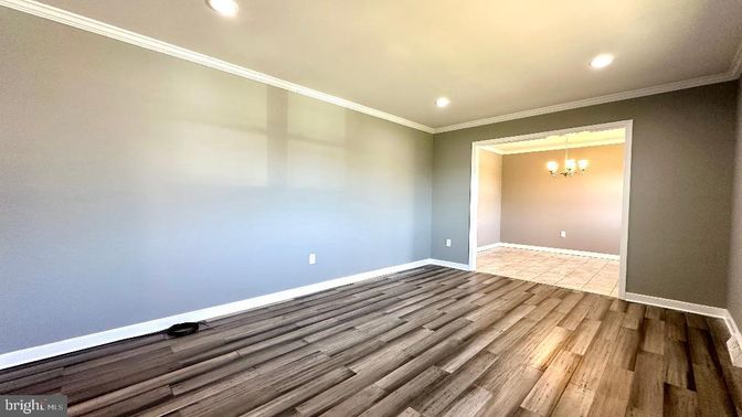 Chandelier, Empty room, Interior, Recessed Lighting, Wood Texture Flooring