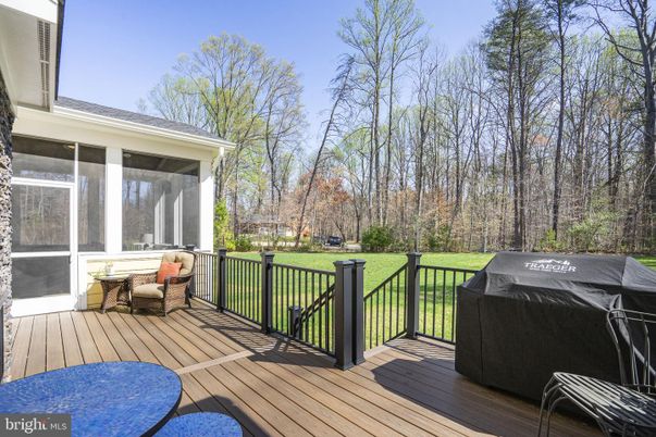Backyard, Exterior, Hot Tub