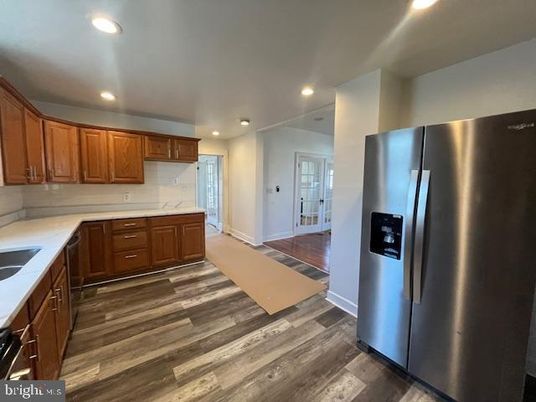 Interior, Kitchen, Recessed Lighting, Wood Texture Flooring