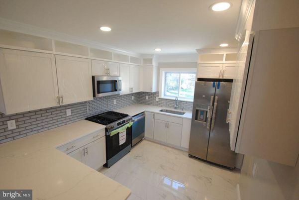 Interior, Kitchen, Marble, Recessed Lighting, Stainless Steel Appliances