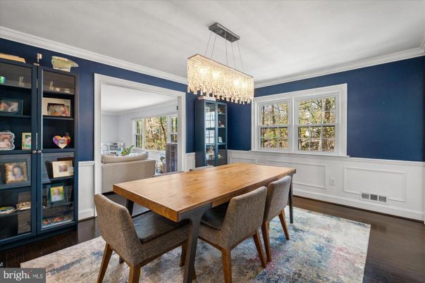 Chandelier, Dining room, Interior, Wood Texture Flooring