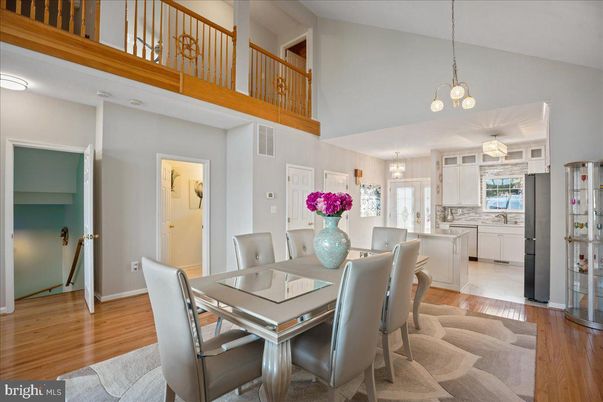 Dining room, Interior, Kitchen, Pendant Lights, Wood Texture Flooring