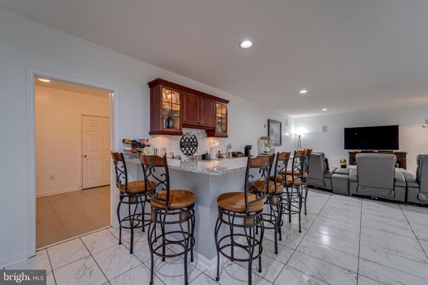 Dining room, Interior, Living room, Marble, Recessed Lighting
