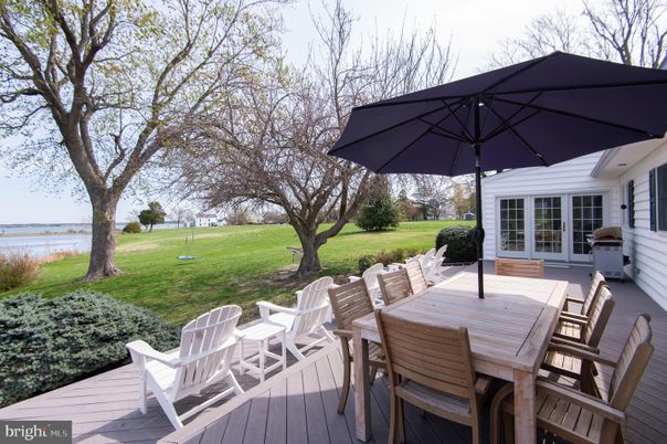 Backyard, Exterior, Water