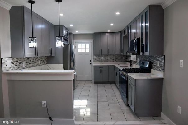 Interior, Kitchen, Marble, Pendant Lights, Recessed Lighting