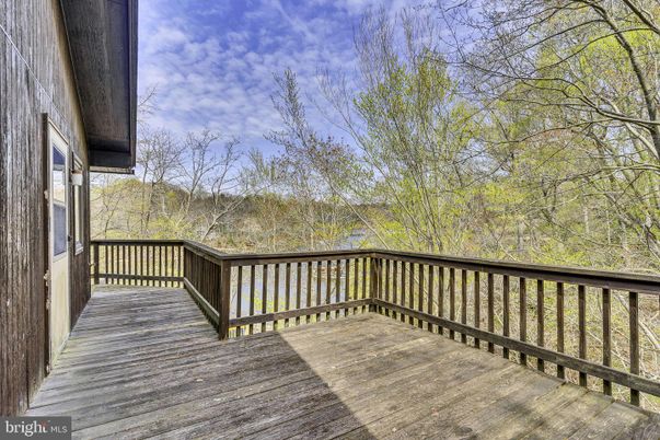 Exterior, Wood Texture Flooring