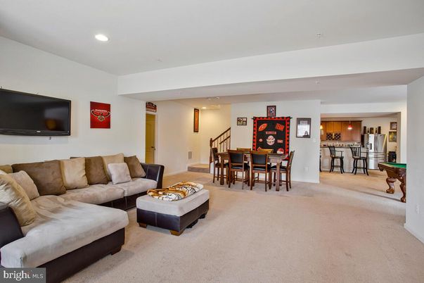 Dining room, Interior, Kitchen, Living room, Pendant Lights, Recessed Lighting